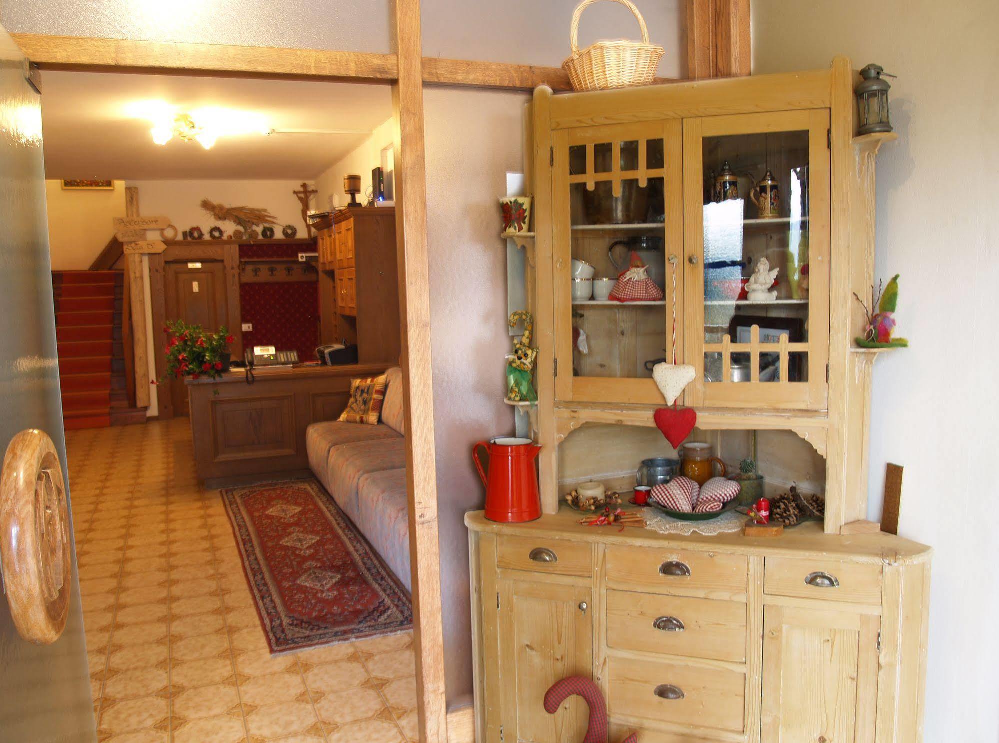 Hotel Ganzaie Val di Fiemme 외부 사진